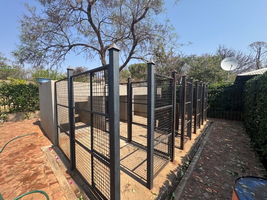 To Let 3 Bedroom Property for Rent in Zilkaatsnek North West